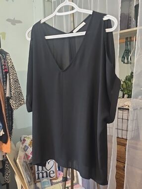 Lush Black Cold-Shoulder V-Neck Blouse Drop Shoulder XL